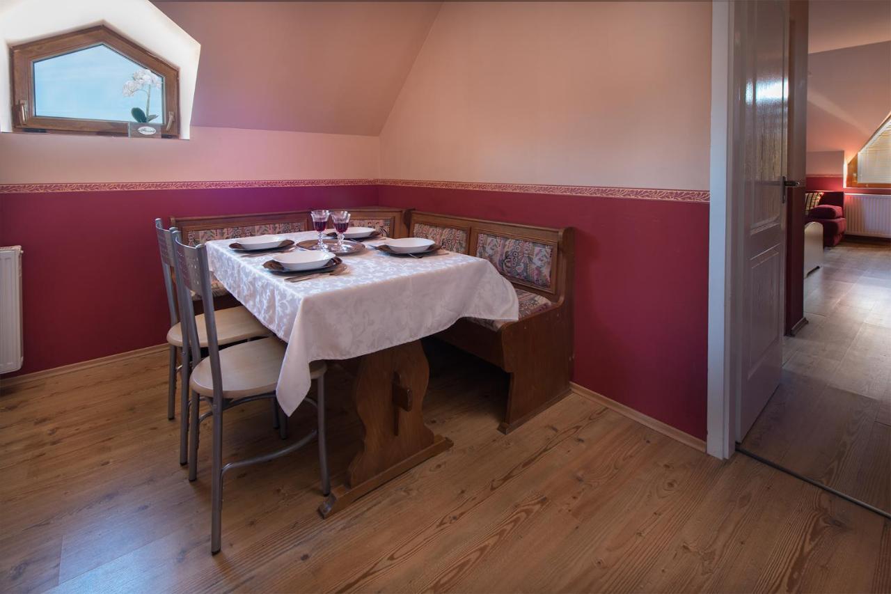 Aranylo Apartmanhaz Hajduszoboszlo Bagian luar foto